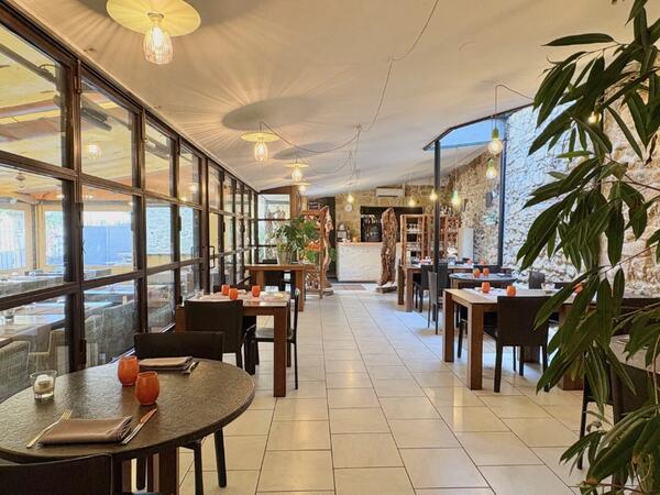 Trouver un restaurant pour un groupe à Salon